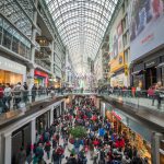 איך עונת החגים משפיעה על עולם ההשקעות?