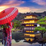 התא המשפחתי היפני מתכווץ – איך המגמה יכולה להשפיע על תיק ההשקעות שלכם?