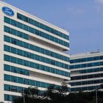 הבוקר הכלכלי: פורד רוצה לצמוח בתחום הרכבים החשמליים, תשקיע 11 מיליארד דולר נוספים ב-3 מפעלים לייצור סוללות ובמפעל למשאיות