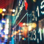 בוקר כלכלי 9.7.23: אירופה סיכמה שבוע שלילי במיוחד, בארה”ב נרשמו בשבוע החולף ירידות במדדים, השווקים במזרח נחלשו, השקל המשיך לאבד מערכו והבורסה בת”א הציגה ביצועים חיוביים