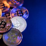 בוקר כלכלי 4.12.23: צפי לפתיחה שלילית בוול-סטריט, השווקים במזרח פתחו את שבוע המסחר במגמה מעורבת, הנפט נחלש, הביטקוין חצה את רף ה-41,000 דולר למטבע והבורסה בת”א תיפתח לאחר נעילה חיובית אמש